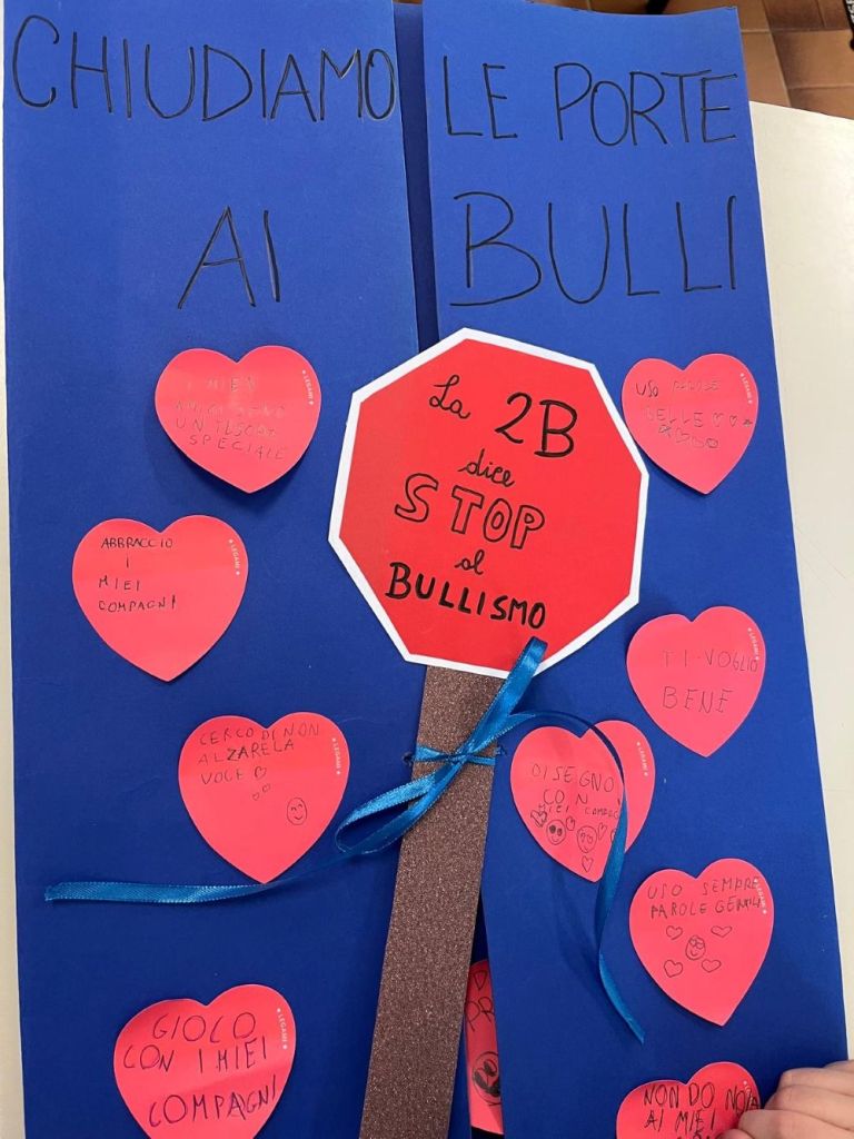 Giornata dei Calzini Spaiati e della sensibilizzazione contro il bullismo e il cyberbullismo alla Scuola Primaria Pieraccini