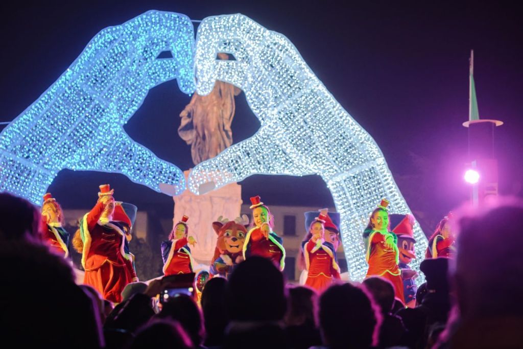 “Empoli città del Natale”, in arrivo la ‘Fanfara a cavallo’ e poi…mercatini, il trenino ed eventi culturali