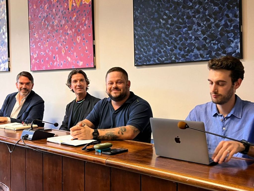 Colle, il centrosinistra: “Il sindaco scavalca le sedi istituzionali”