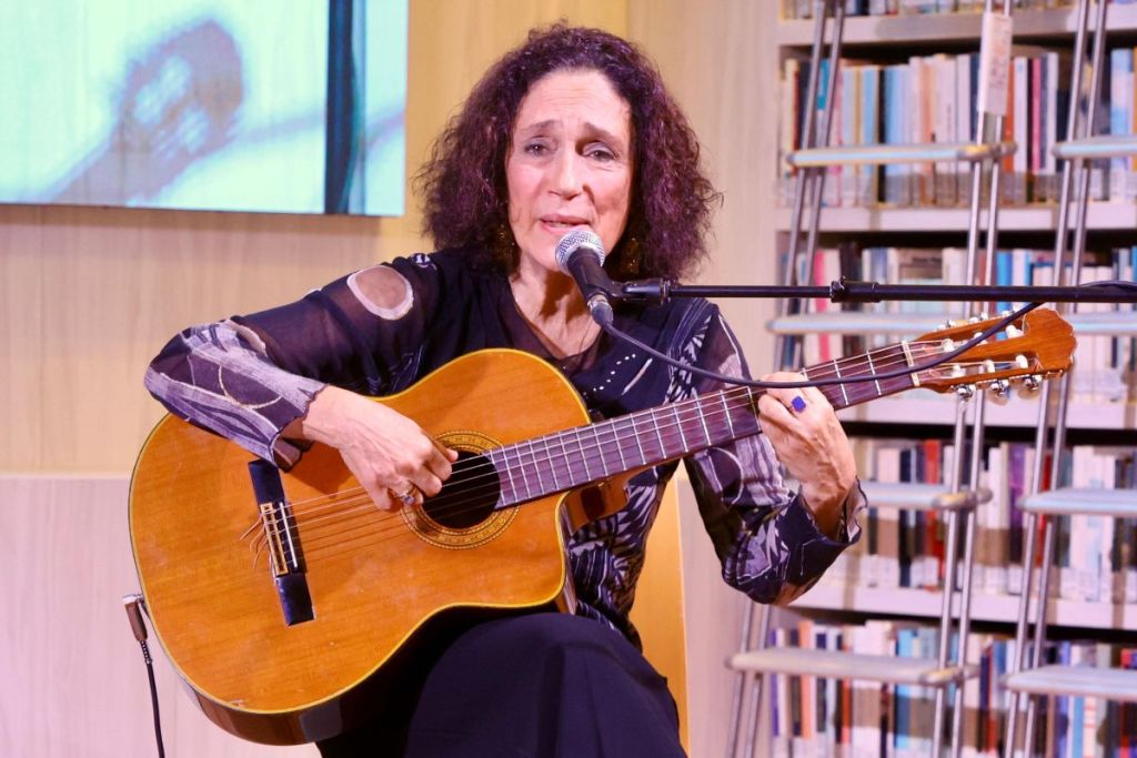 Premio Pozzale-Luigi Russo, la premiazione porta arte e autori in biblioteca