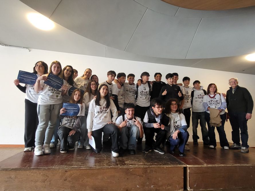 Il dovere della memoria e il diritto al futuro: premiati gli studenti del Roncalli di Poggibonsi