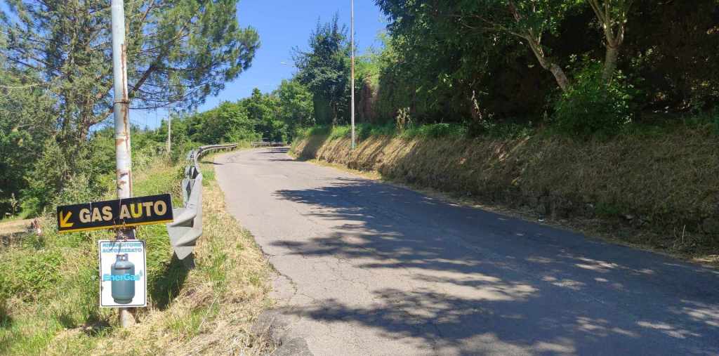 Poggibonsi, da domani lavori di asfaltatura in un tratto di via di Mocarello