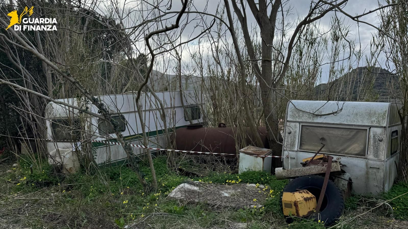 Portoferraio, discarica abusiva da 1.000 metri quadrati sequestrata dalla Guardia di Finanza