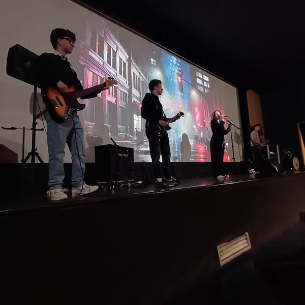 Rotary Club Alta Valdelsa premia i giovani creativi del Roncalli