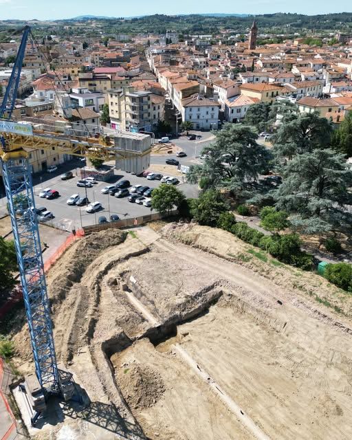 Empoli, ritrovato altro residuato bellico al cantiere del Teatro il Ferruccio