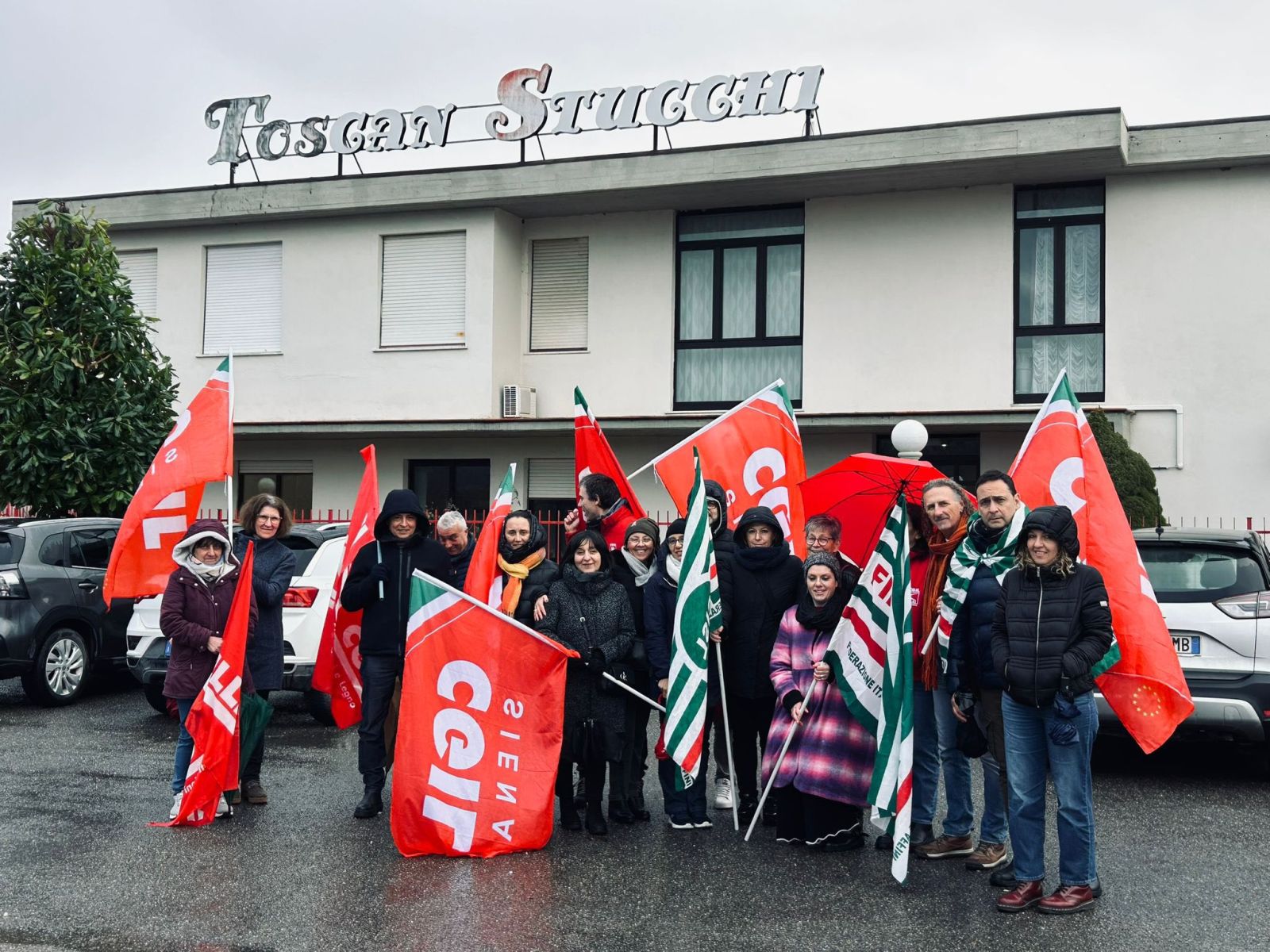 Lavoratori A.S.F. Enterprise srl di Colle di Val d'Elsa, oggi giornata di sciopero con presidio