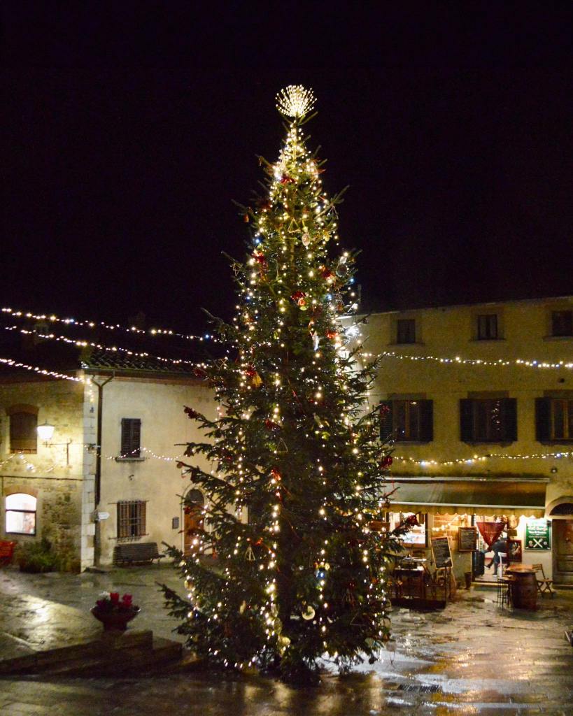 Clown e musica: il Natale a Castellina in Chianti è magico