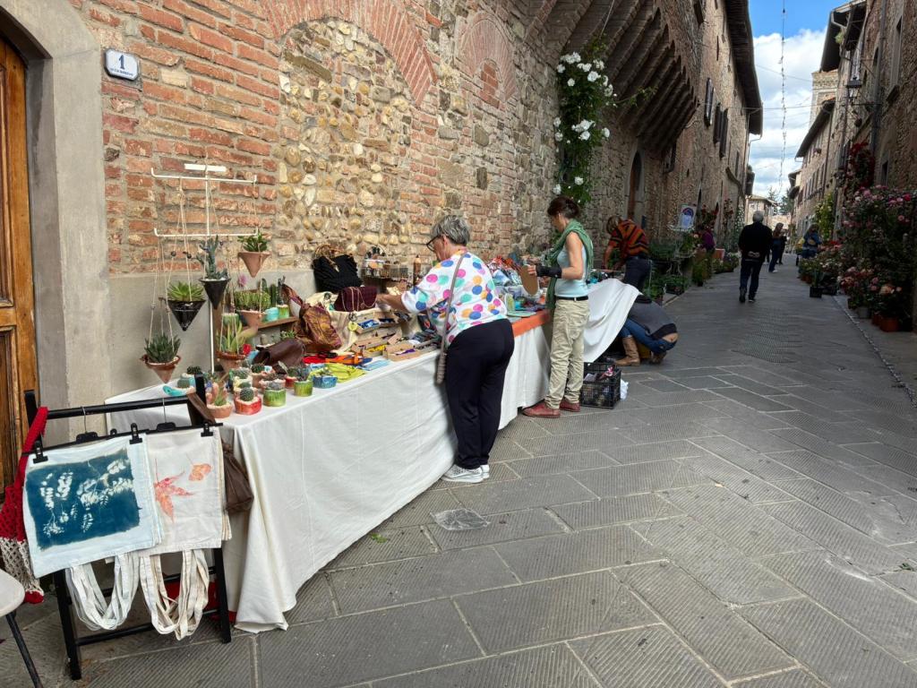 Barberino in fiore, esplosione di colori e profumi