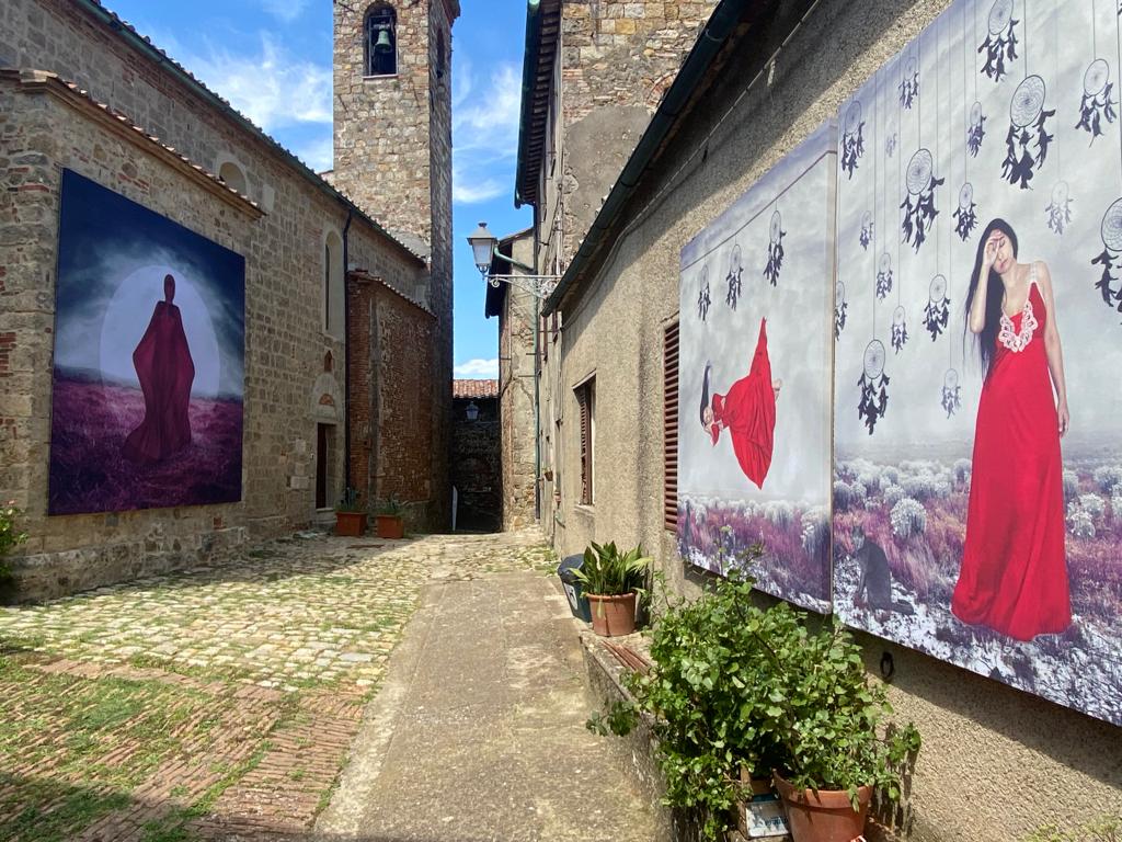 Chiusdino, un video la racconta tra arte e ambiente urbano