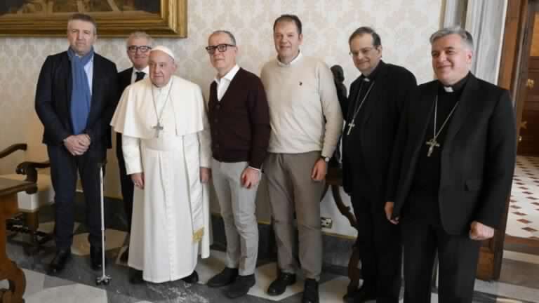 Delegazione di lavoratori della Beko di Siena dal Papa Francesco