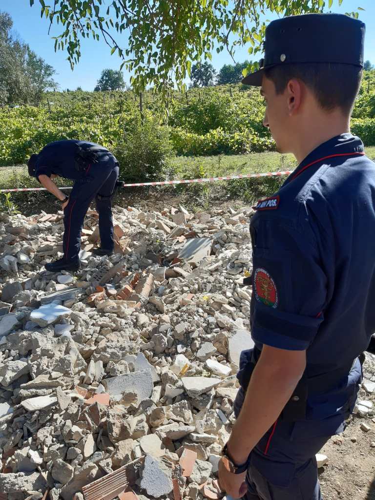 Vinci, i carabinieri forestali denunciano due persone per gestione illecita di rifiuti