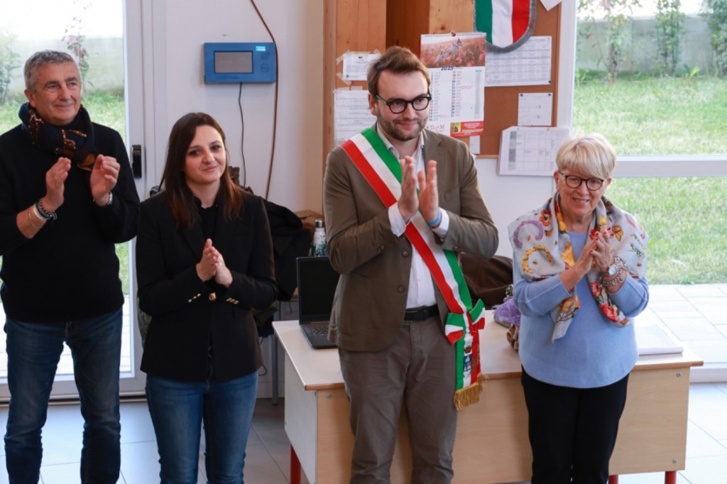 Due murales dal Centro diurno di Cerbaiola in mostra alla scuola di Marcignana