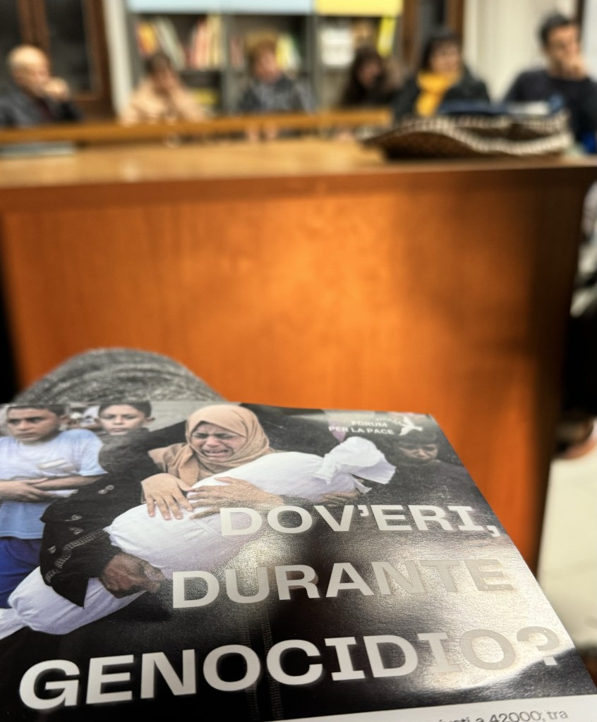 Colle, il Forum per la Pace ha consegnato al Comune le firme  per il riconoscimento dello Stato di Palestina