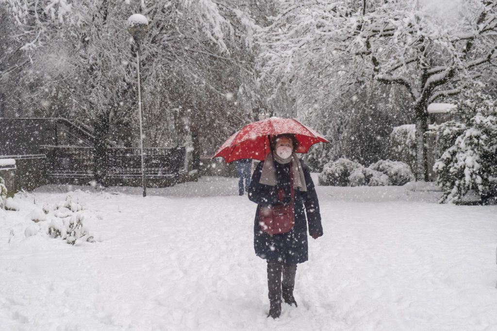 Ecco l’inverno, la settimana prossima freddo polare e neve a bassa quota