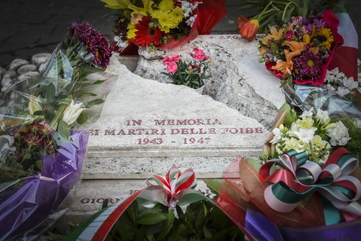 Giorno del ricordo, Mattarella: “Per anni un muro di silenzio e opportunismo politico”