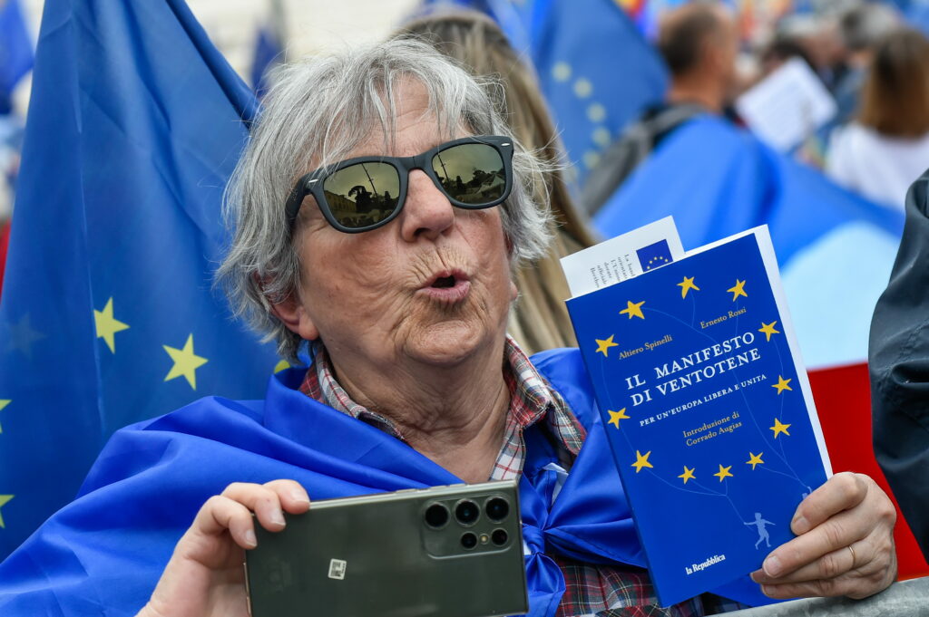 Cos’è il Manifesto di Ventotene. É davvero un testo anti-democratico?