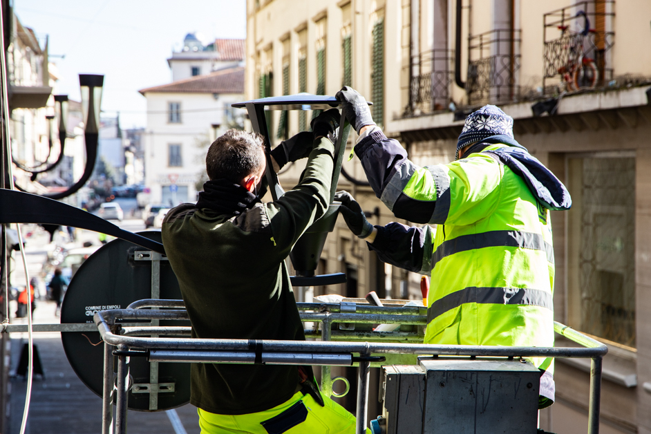 Empoli, dal gattile al distaccamento dei vigili del fuoco, nuova luce negli edifici comunali