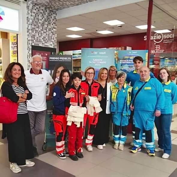 Il cuore si scioglie,  2900 confezioni di materiale scolastico per le famiglie fragili