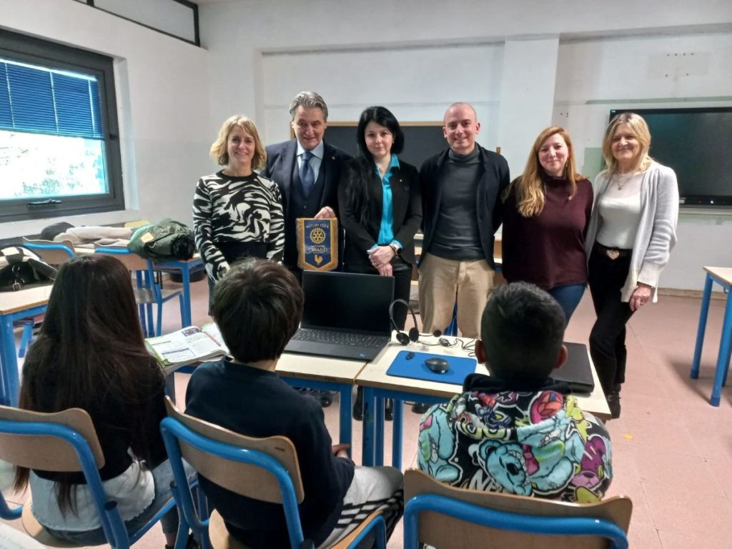 Collaborazione tra Rotary e Comune di San Casciano:  strumenti digitali per gli alunni