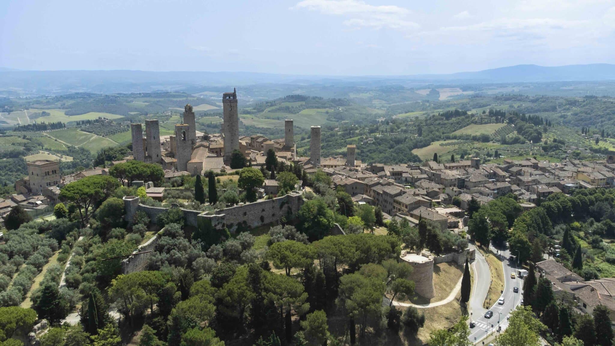 San Gimignano e Volterra, da giugno un bus extraurbano le collegherà in soli 45′