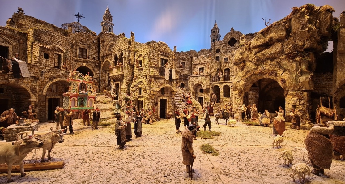 Natale: a Siena il presepe monumentale dell’artista lucano Franco Artese