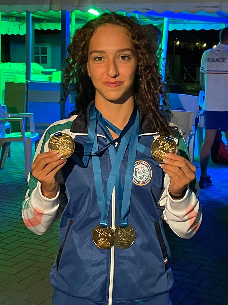 16enne grevigiana campionessa mondiale di nuoto
