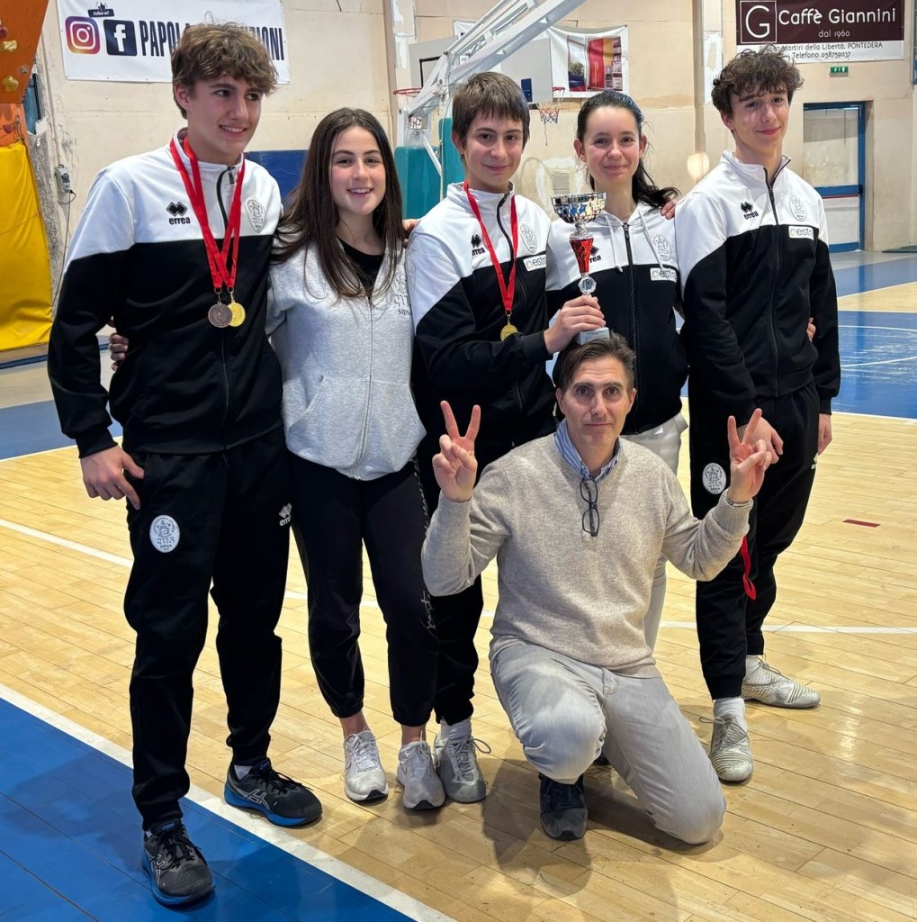 Pontedera, Campionati Toscani Assoluti di scherma: il CUS Siena ESTRA torna con un oro, due bronzi e due finalisti