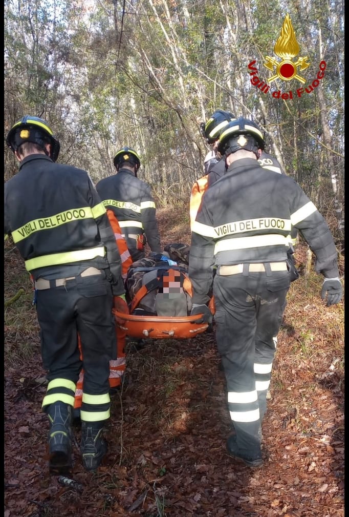 Casole, intervento dei Vigili del Fuoco per un cacciatore in difficoltà