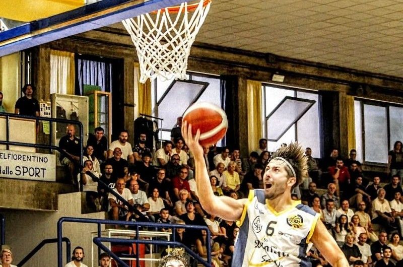 Il morso del Cobra conduce l'Abc Solettificio Manetti alla final four di Coppa