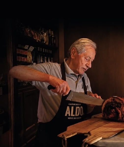 La crosta che canta: burger di porchetta gratis a Monte San Savino con Aldo Iacomoni