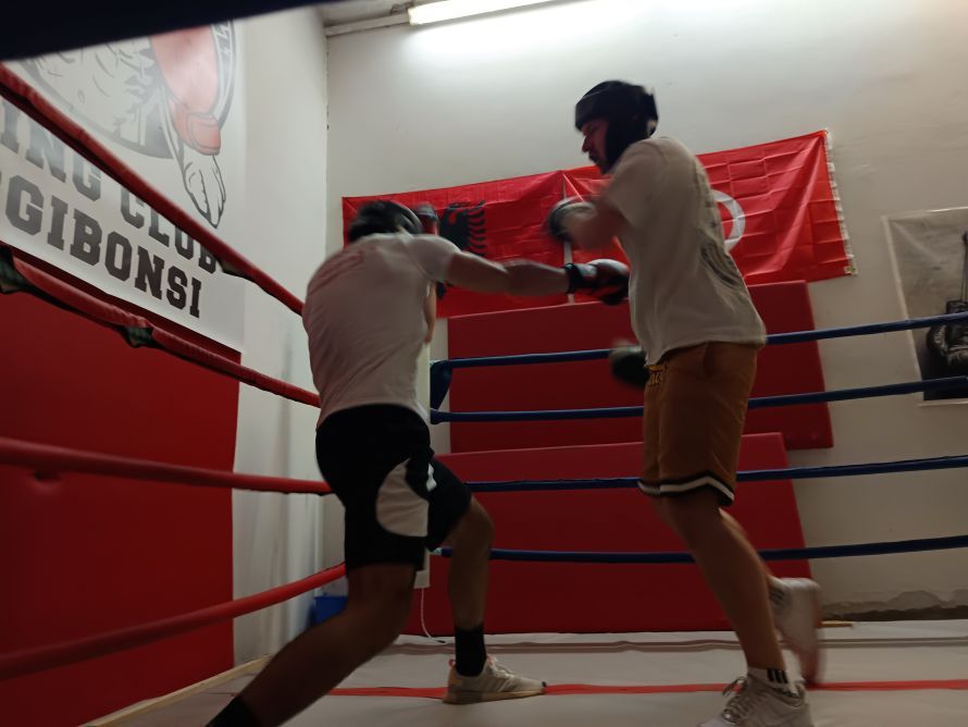 La boxe riaccende i sogni a Poggibonsi grazie a Gian Marco Giachi (VIDEO)