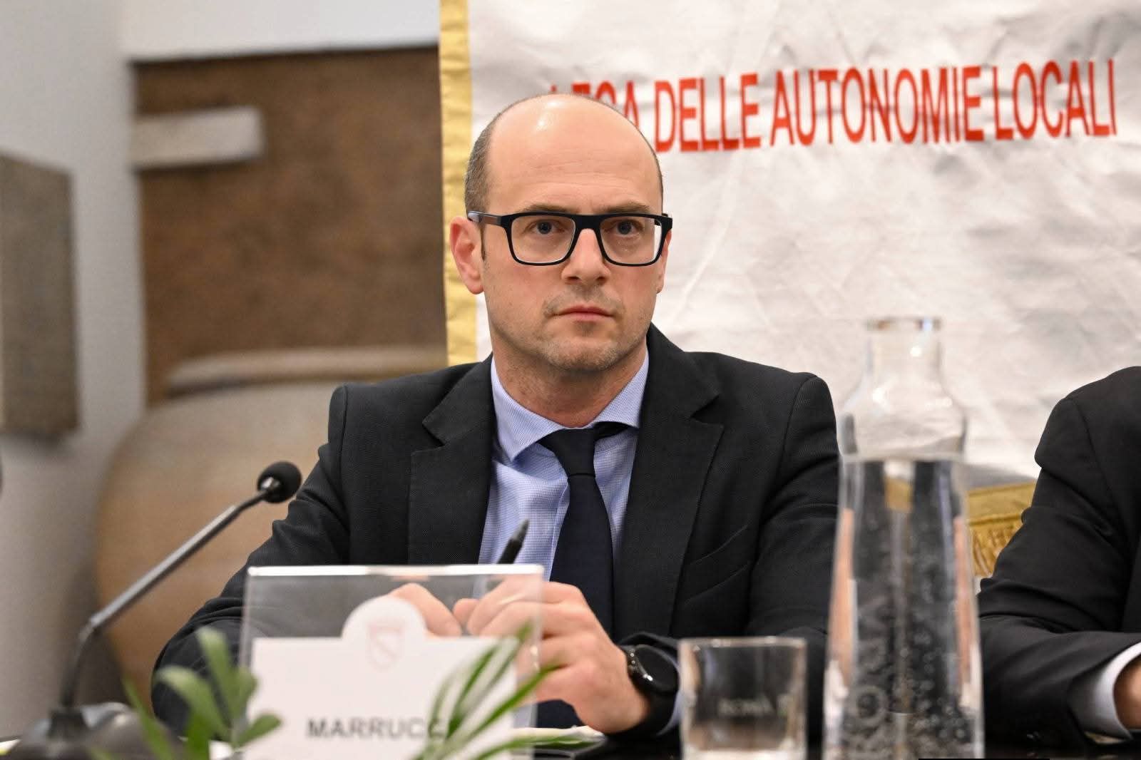 San Gimignano: da venerd&igrave; 1&deg; maggio entra in vigore la nuova ZTL