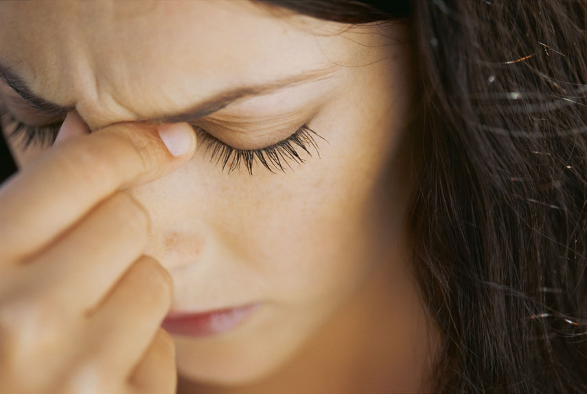 Ansia, depressione e ‘nebbia cerebrale’. E’ allarme per i sintomi del long Covid