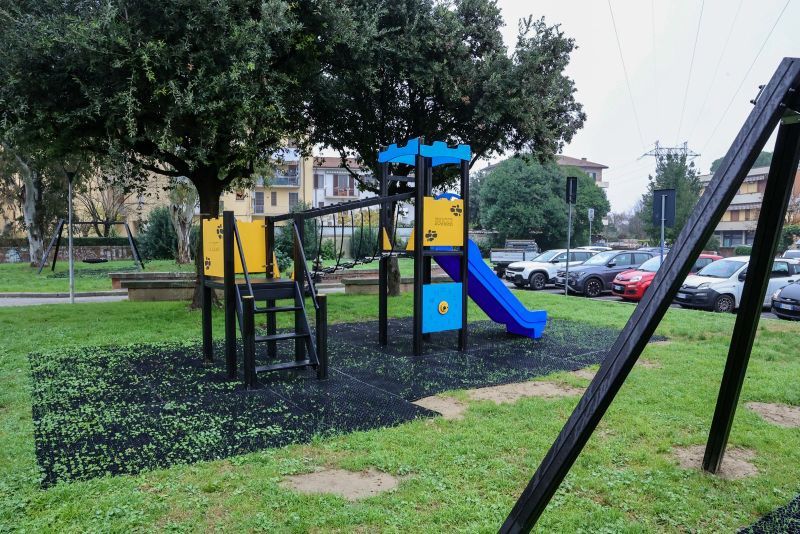 Empoli, nuova area gioco per Ponzano e illuminazione pubblica nelle 'vie dei fiumi' di Serravalle