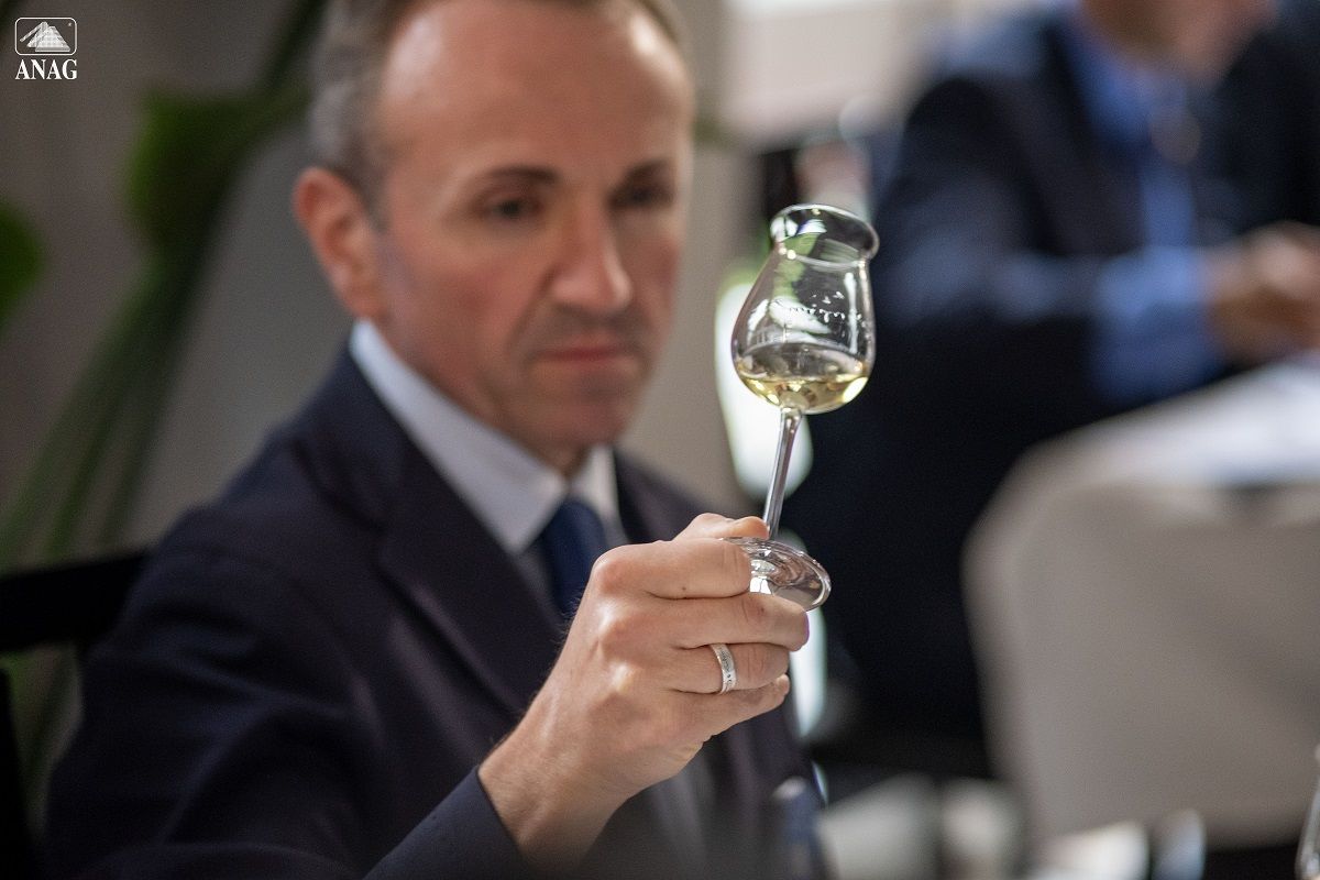 Siena: a lezione di grappa e acquaviti per diventare assaggiatori ANAG