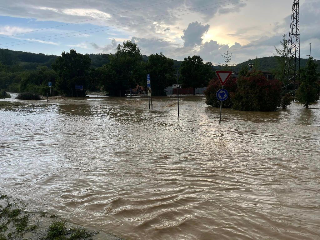 Violento nubifragio, allagata la zona di Badesse