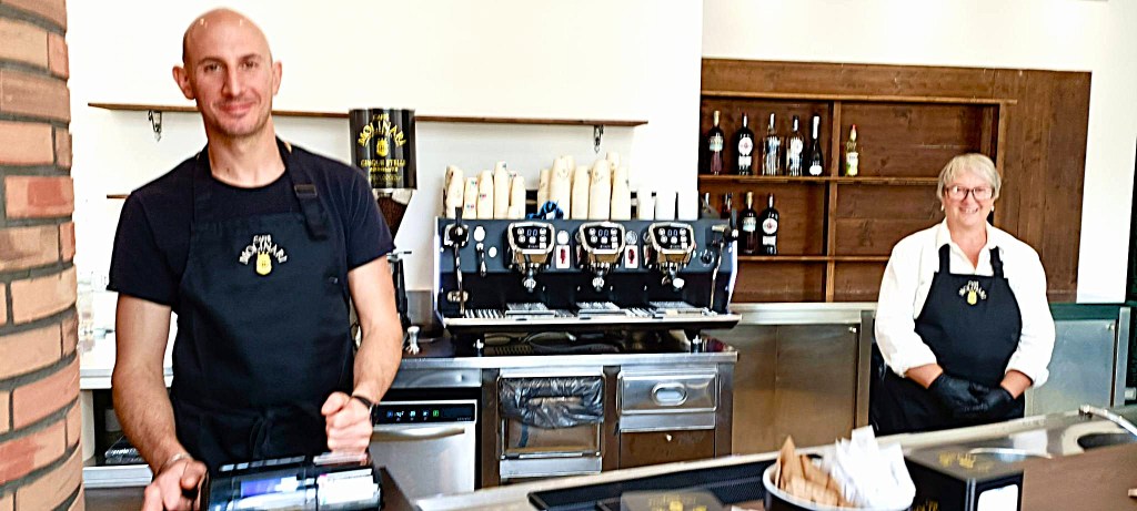 Riapre il bar del Politeama, in autunno sarà rinnovato