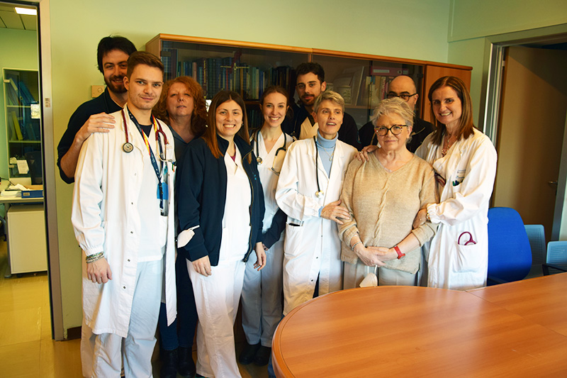 Grande generosità di Antonella Cipriani, paziente trapiantata di polmone, verso la UOC Malattie dell'apparato respiratorio