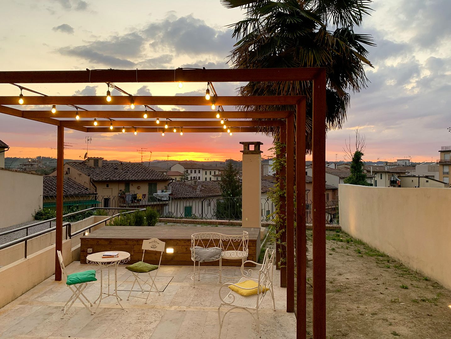 Castelfiorentino, eco-Letture per bambini nel giadino segreto della &ldquo;Vallesiana&rdquo; 