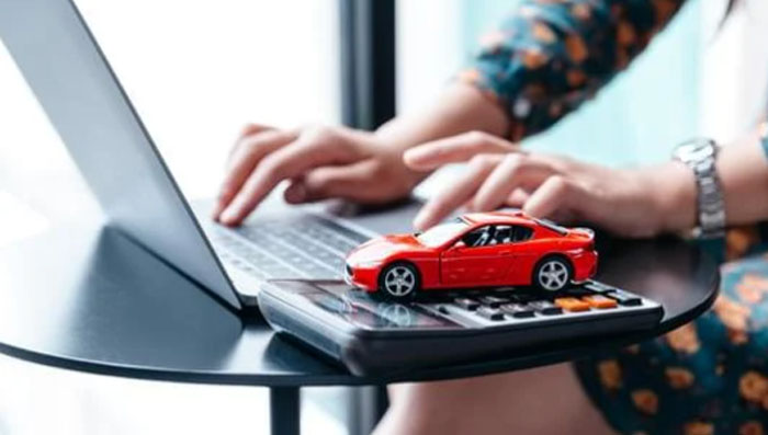 Bollo auto, ecco le nuove regole: quando andrà pagato e cosa succede al superbollo