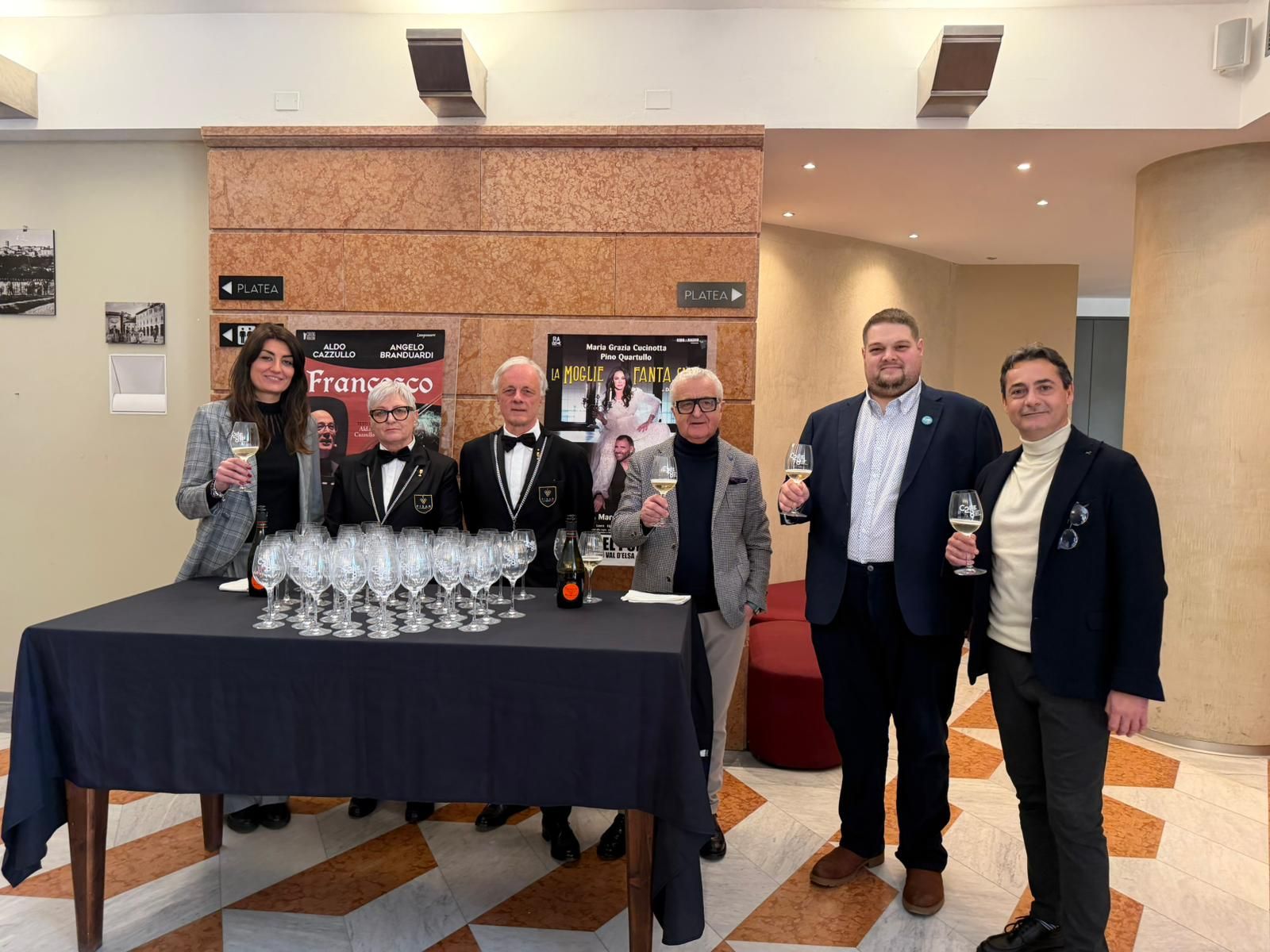 Il cristallo si fa ambasciatore di cultura: presentato il calice &ldquo;Colle 2028&rdquo;