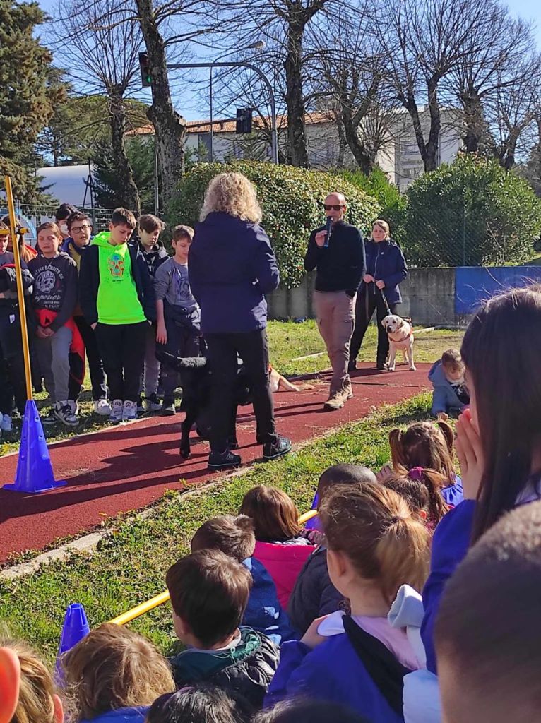 Alla scuola di Staggia i cani guida di Siena