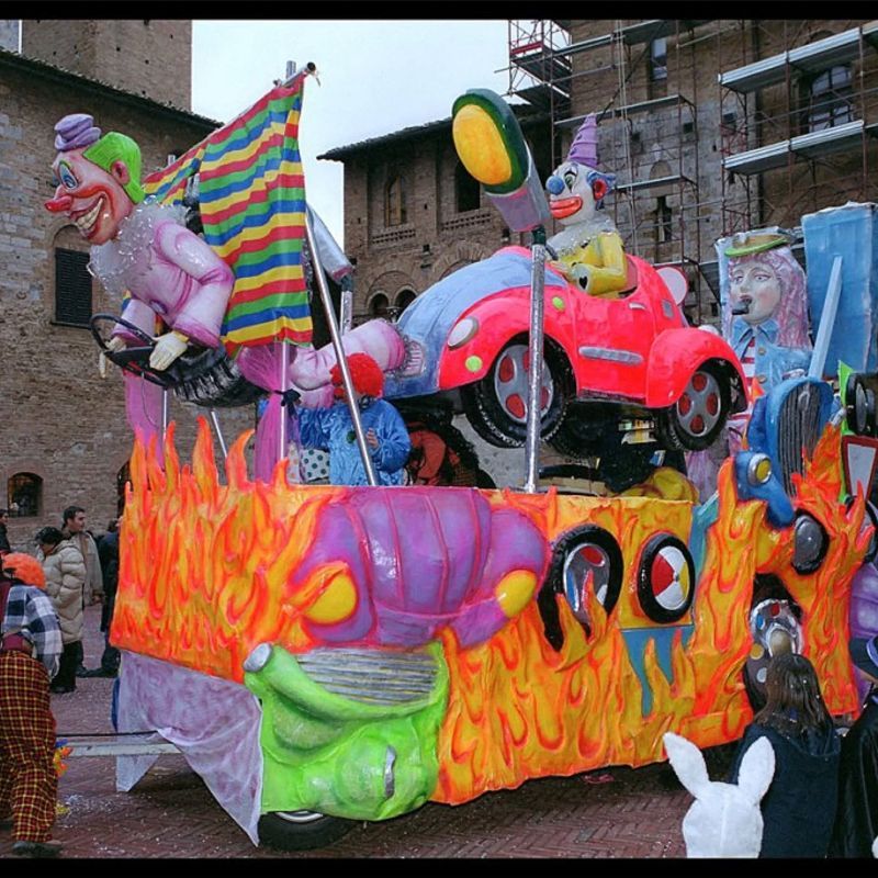 Carnevale a San Gimignano: domenica 1&deg; febbraio la prima sfilata dei carri