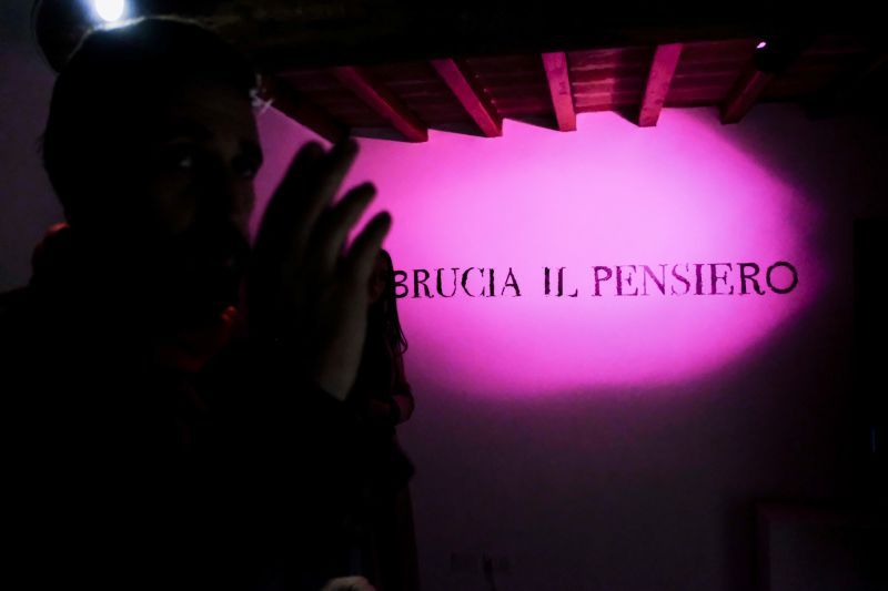 Poggibonsi, gran finale per "La casa del custode": al Cassero il finissage tra arte, performance e convivialit&agrave;