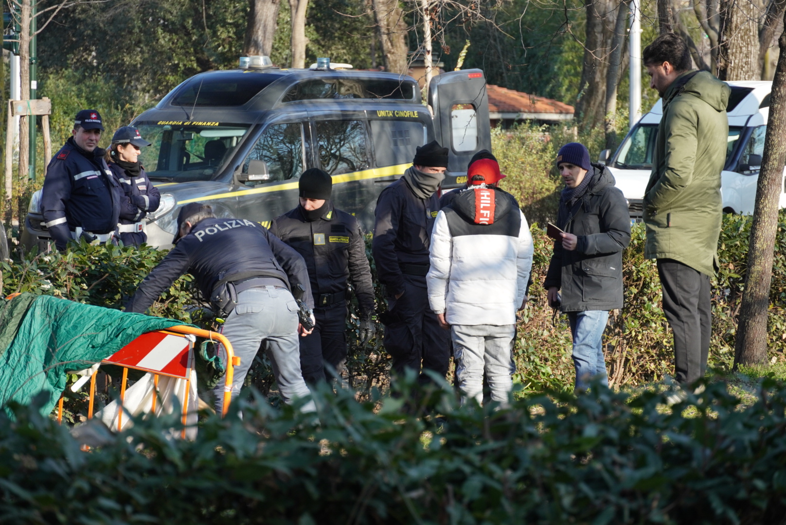 Firenze, identificate 300 persone e sequestrati oltre 3 etti di droga