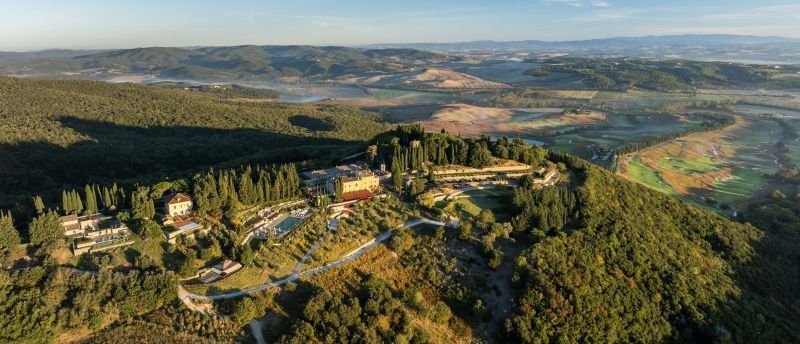 Castiglion del Bosco a Montalcino tra i Cinque nuovi giardini nella Guida 2026 di Grandi Giardini Italiani