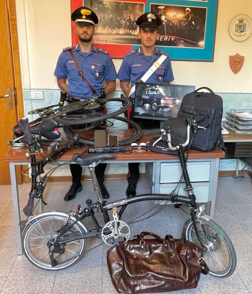 Raffica di furti in auto tra Pontenuovo e Badia a Passignano, arrestato l'autore. Recuperata refurtiva per 30mila euro