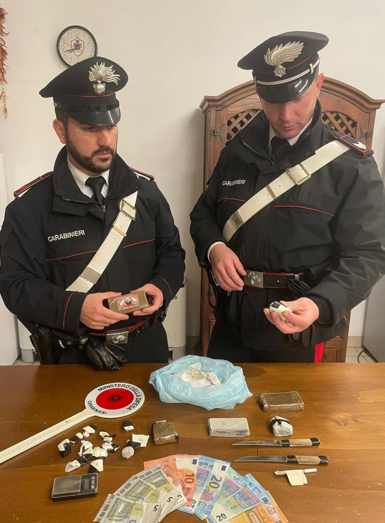 Beccato con mezzo chilo di hashish a San Casciano