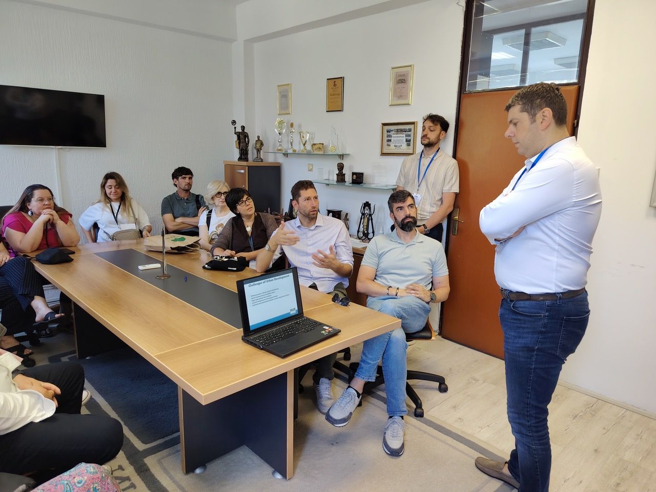 ZA4NED, a Ni&scaron; il confronto con gli studenti serbi: Colle rafforza la rete europea delle politiche giovanili