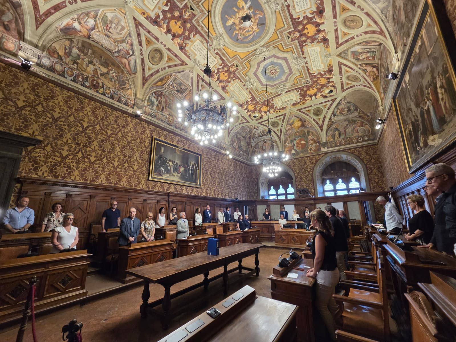 Mps, il Consiglio comunale approva all&rsquo;unanimit&agrave; una mozione  su salvaguardia e radicamento con Siena
